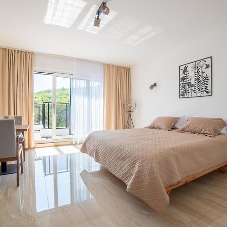Bed and Breakfast White House Radac Peja Екстер'єр фото
